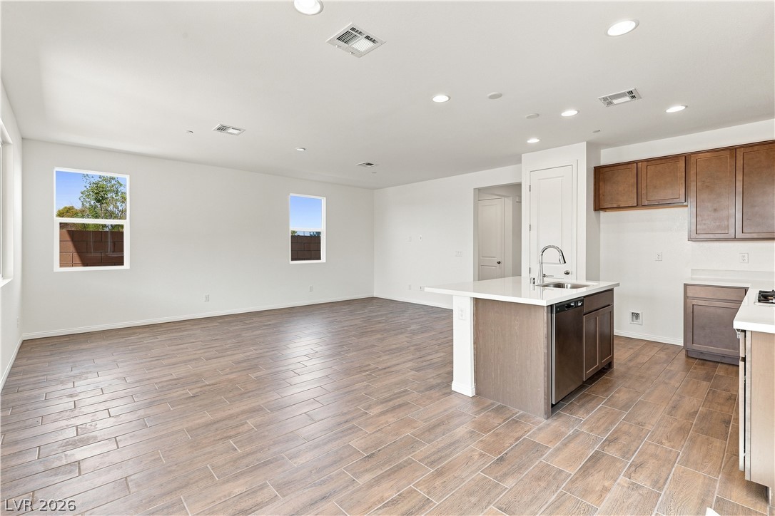 Photo 19 of 24, 5195 Dustin Keller Avenue