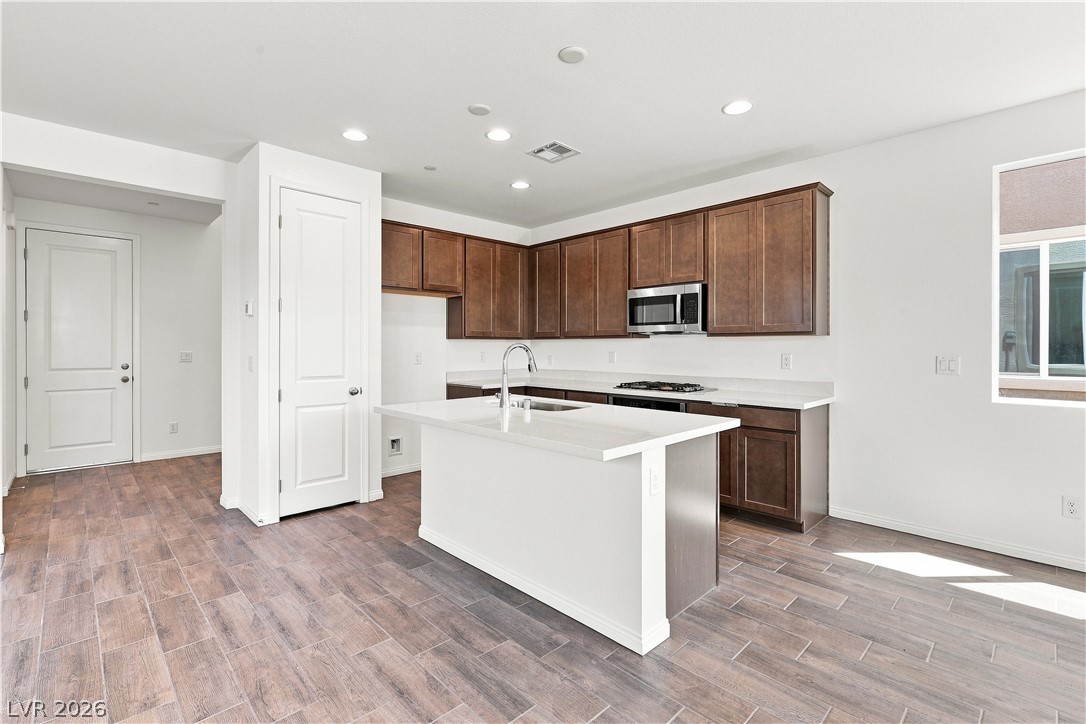 Photo 17 of 24, 5195 Dustin Keller Avenue