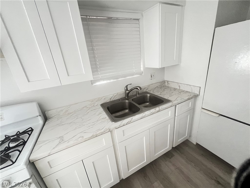 Photo 4 of 592 Sea Shell Lane