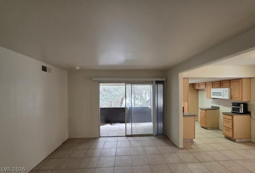 Photo 5 of 1440 Vegas Valley Drive #8