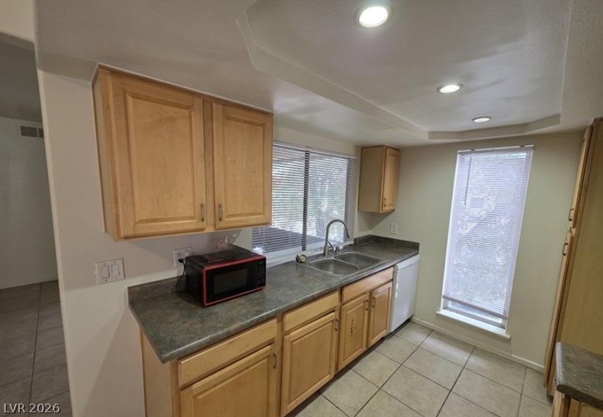 Photo 10 of 23, 1440 Vegas Valley Drive #8