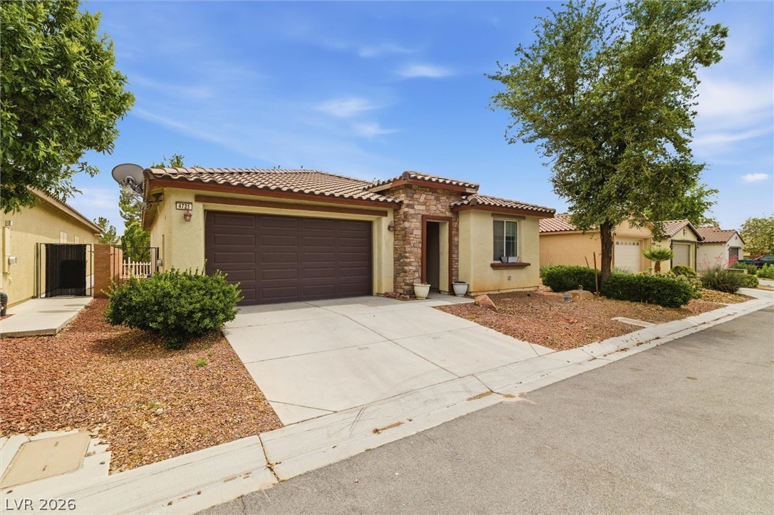 Photo 2 of 4721 S Adriano Way