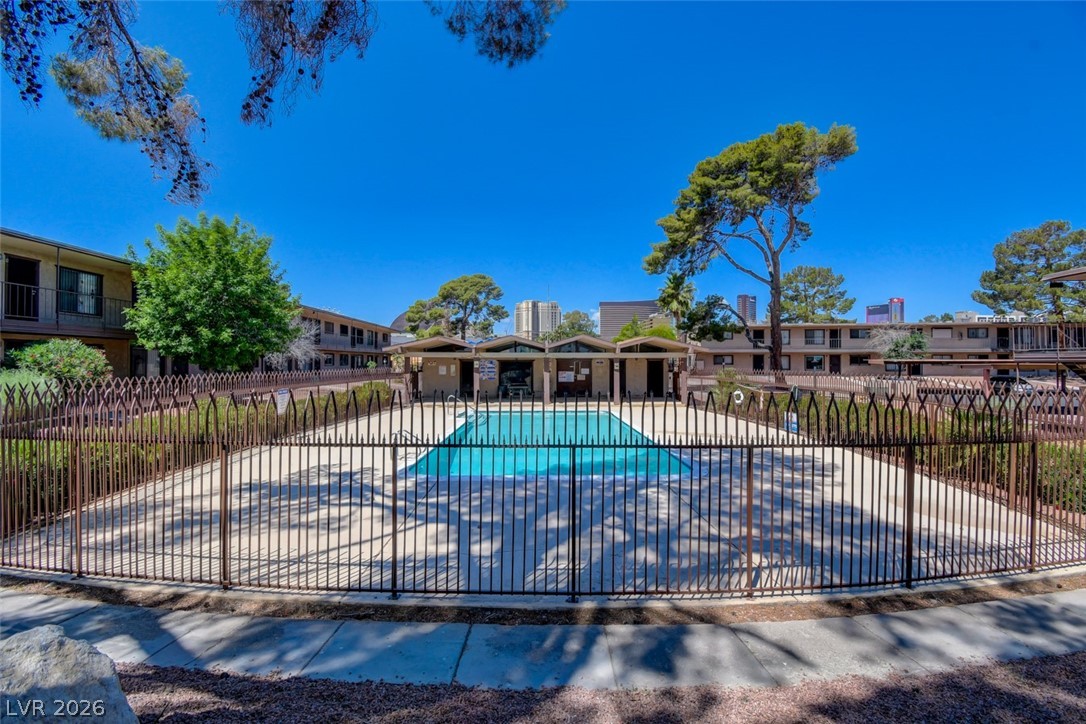 Photo 13 of 17, 625 S Royal Crest Circle #13