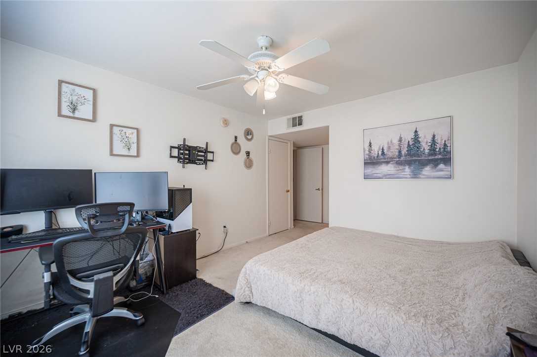 Photo 33 of 44, 3425 E Russell Road #251