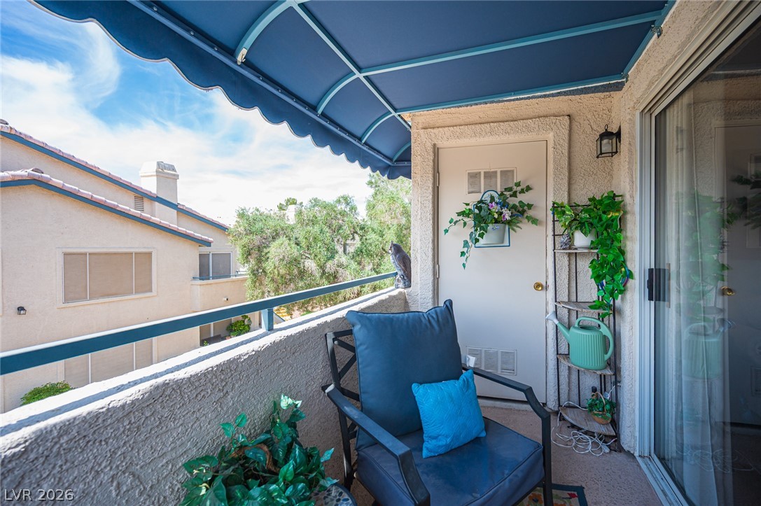 Photo 41 of 44, 3425 E Russell Road #251
