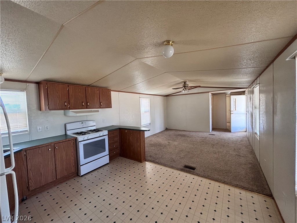 Photo 5 of 3851 W Donner Street
