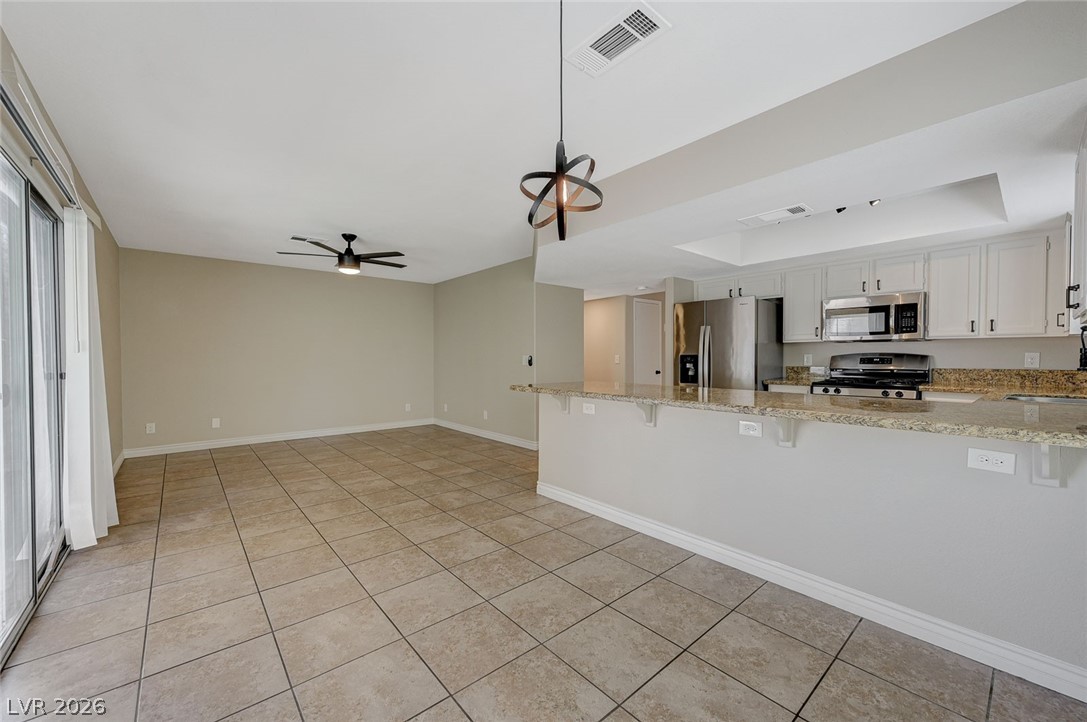 Photo 34 of 71, 2333 Jasmine Garden Drive