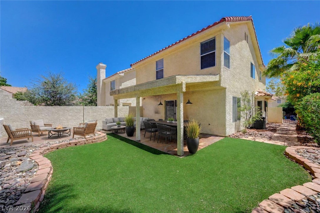 Photo 19 of 71, 2333 Jasmine Garden Drive
