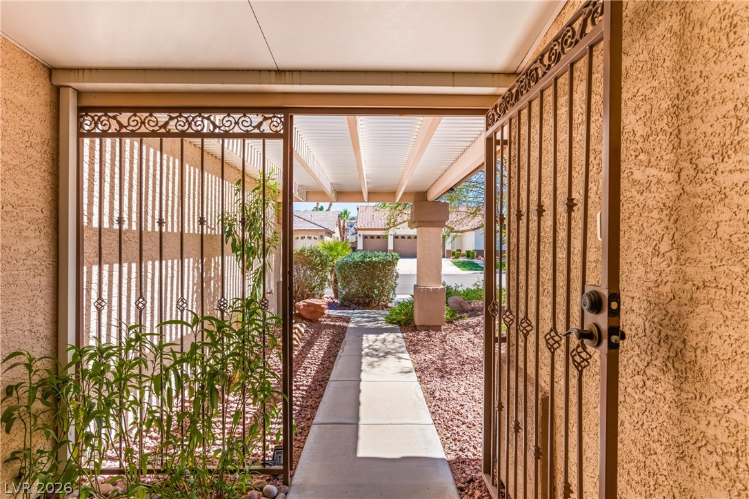Photo 6 of 42, 3054 Emerald Wind Street