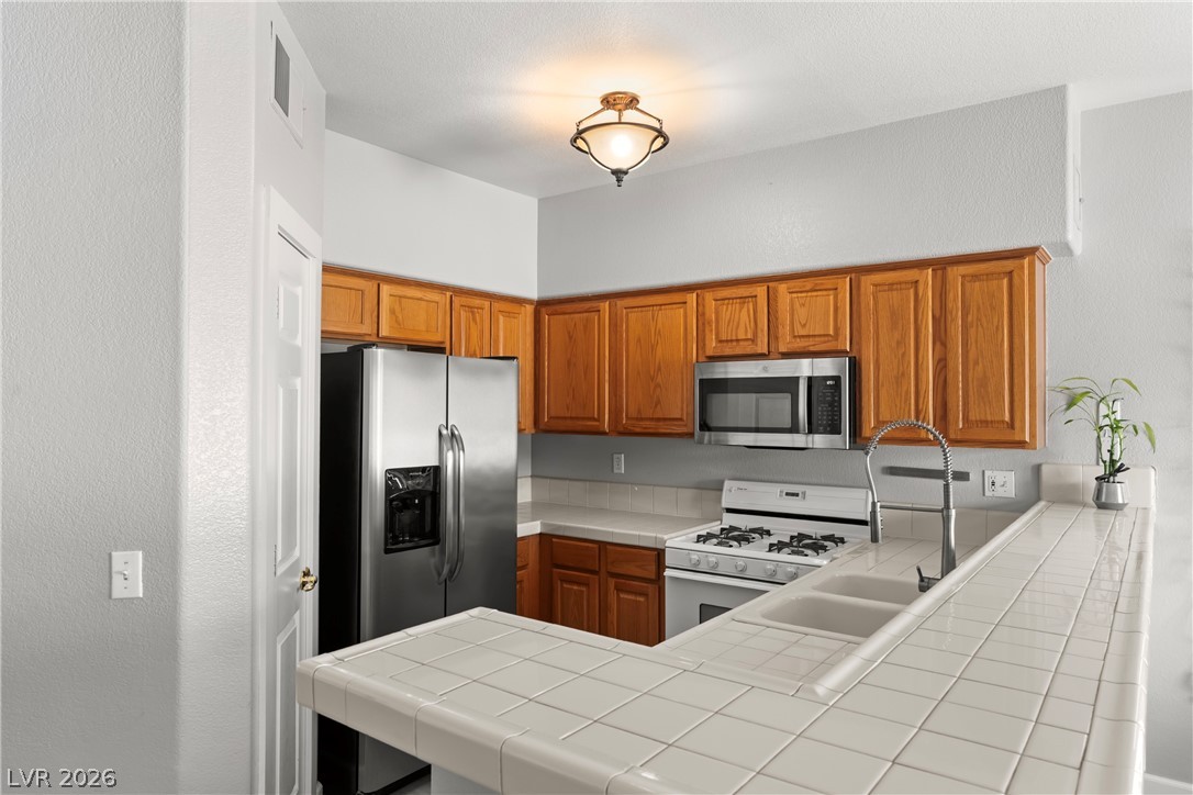 4940 Black Bear Road #101, Las Vegas 89149
