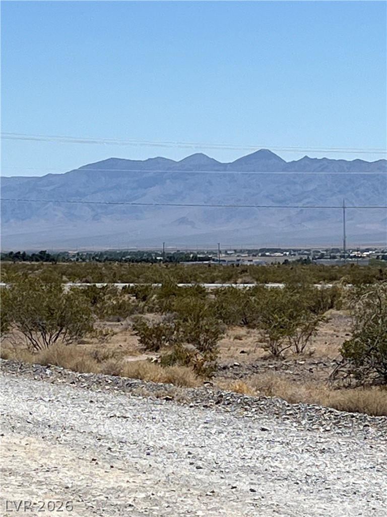 Photo 16 of 19, 101 N Powerline Road