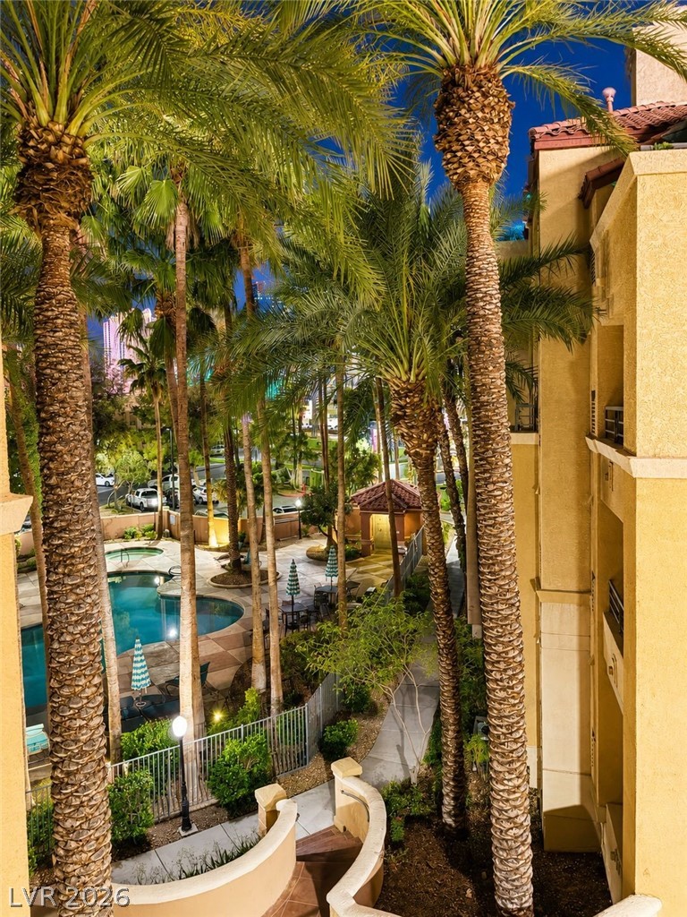 Photo 23 of 50, 210 E Flamingo Road #337