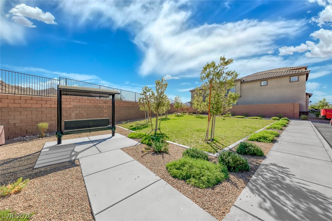 Photo 37 of 45, 1347 Cerulean Avenue