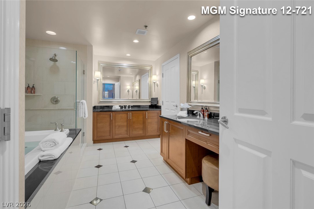 Photo 39 of 58, 135 E Harmon Avenue #1221