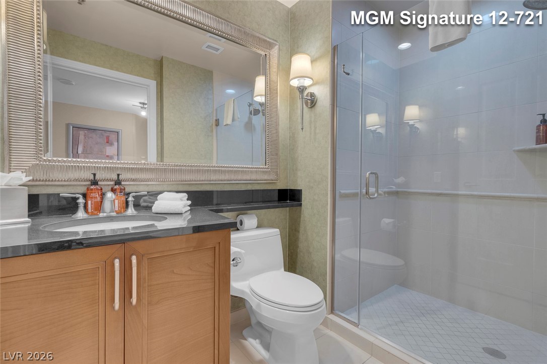 Photo 31 of 58, 135 E Harmon Avenue #1221