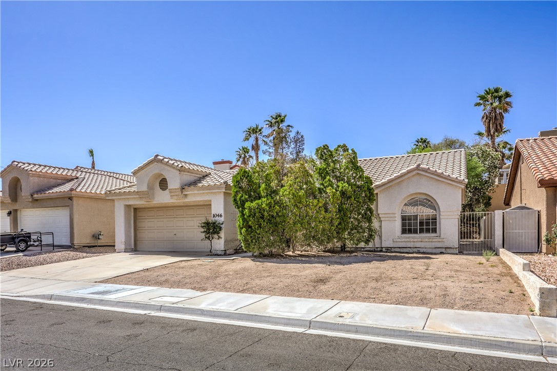 Photo 2 of 1046 Armillaria Street