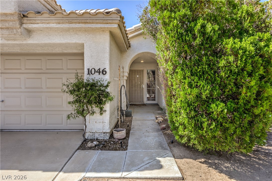 Photo 3 of 1046 Armillaria Street