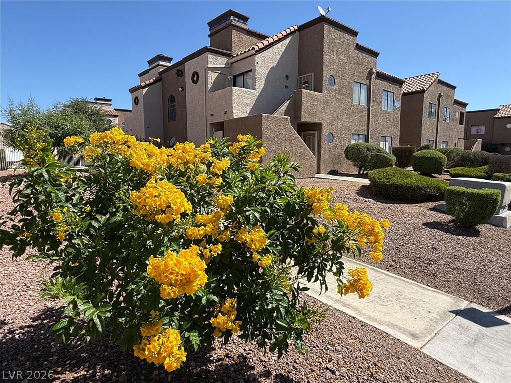 2982 Juniper Hills Boulevard #201, Las Vegas 89142