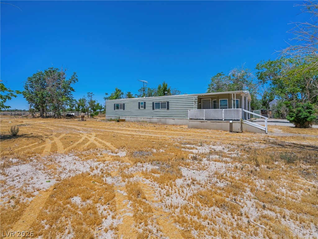 Photo 6 of 76, 420 E Quartz Avenue