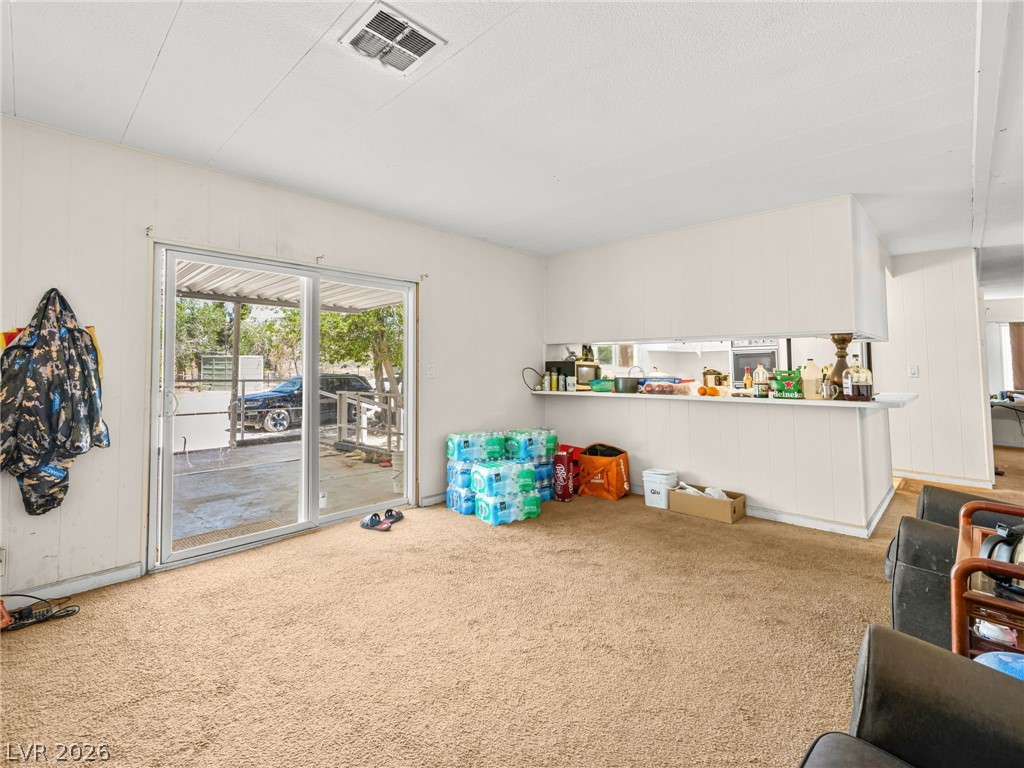 Photo 19 of 76, 420 E Quartz Avenue