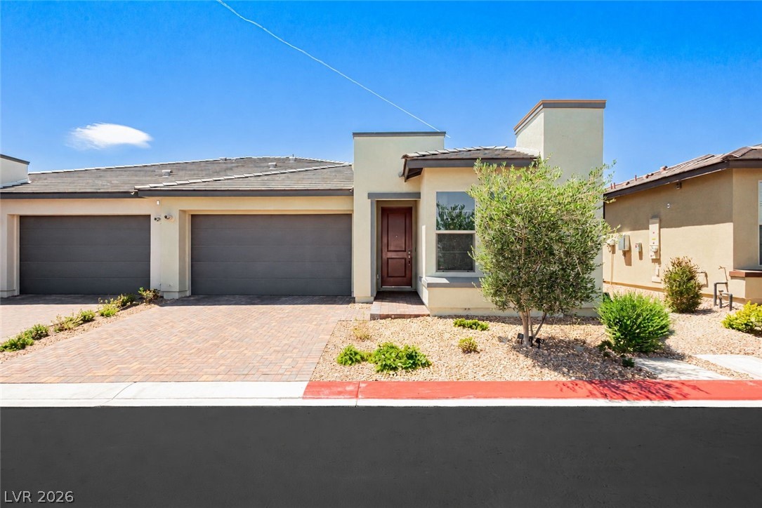 10135 Carmine Clay Drive, Las Vegas 89143