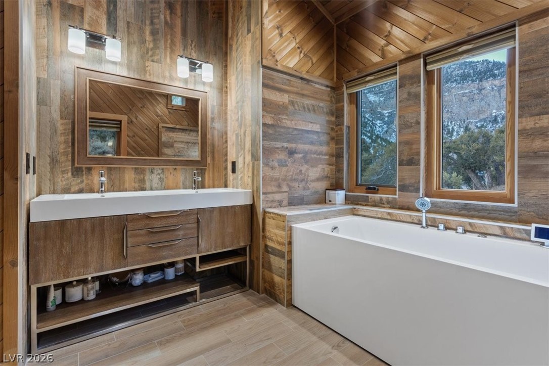 Photo 44 of 93, 306 Crestview Drive