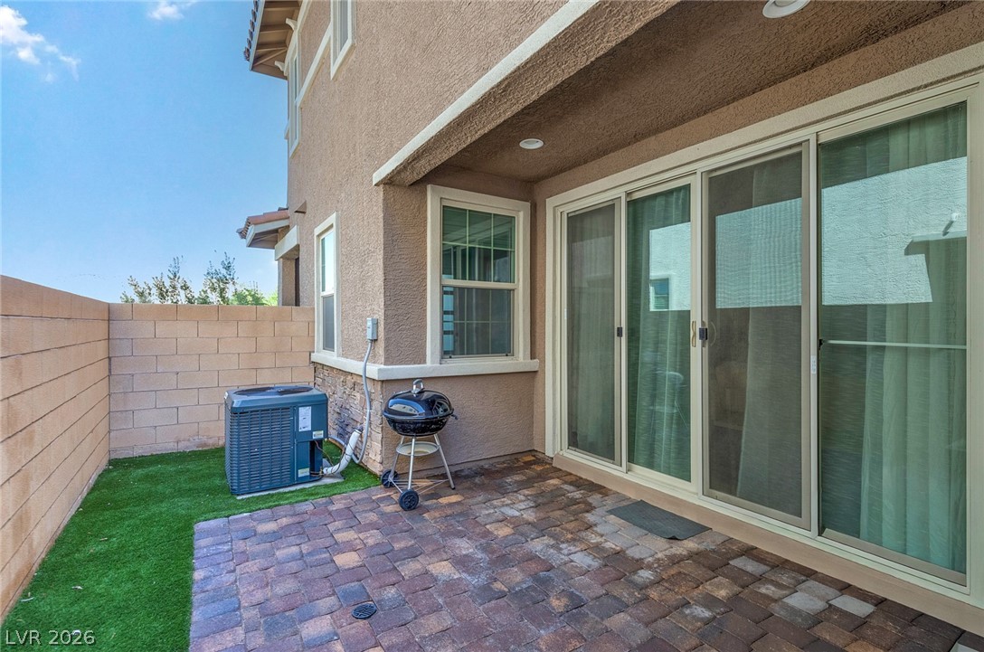 Photo 28 of 33, 72 Kimberlite Drive