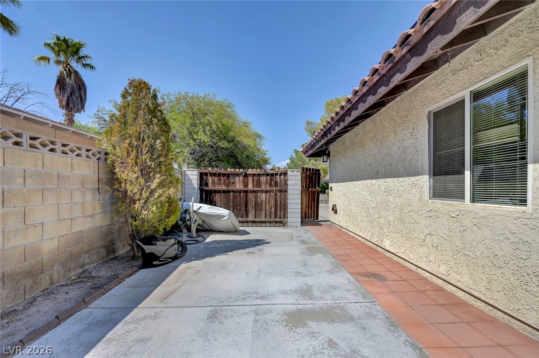 Photo 58 of 66, 6975 Obannon Drive
