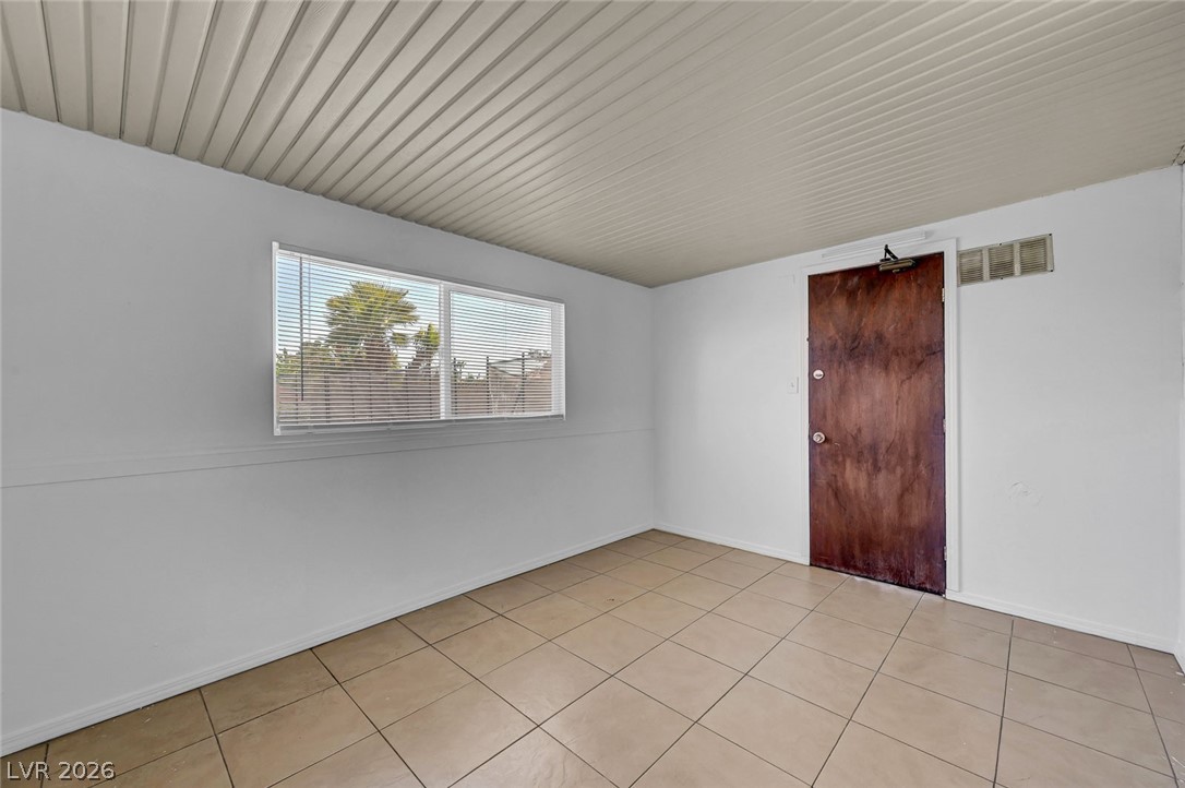 Photo 31 of 66, 6975 Obannon Drive