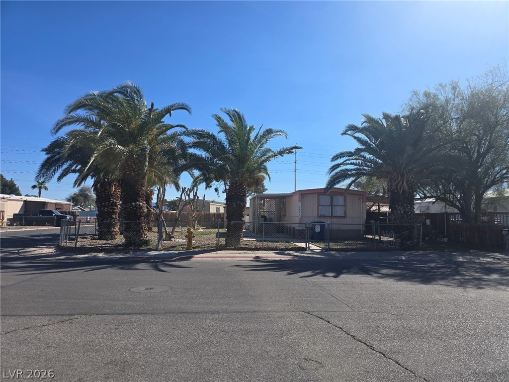 5555 Everglade Street, Las Vegas