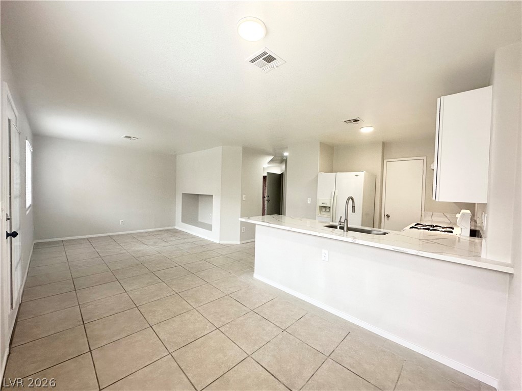 Photo 2 of 2525 Sierra Bello Avenue #103