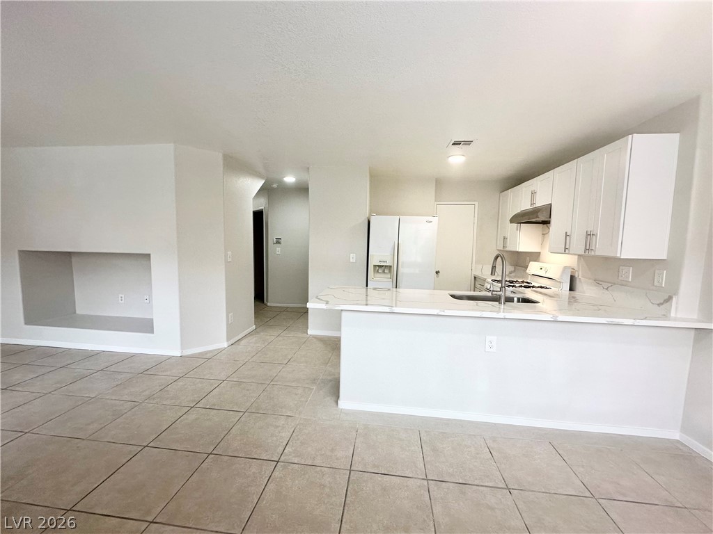 Photo 3 of 2525 Sierra Bello Avenue #103