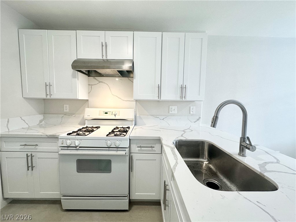 Photo 7 of 28, 2525 Sierra Bello Avenue #103
