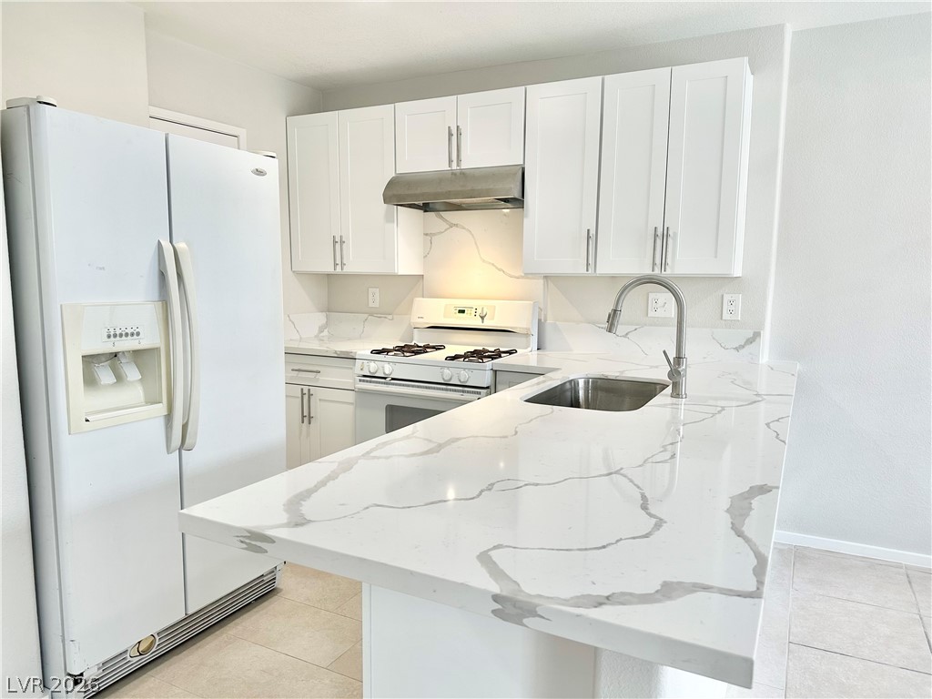 Photo 8 of 28, 2525 Sierra Bello Avenue #103