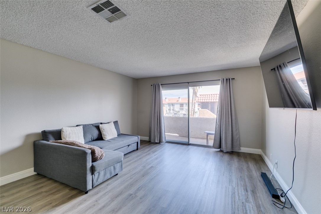 Photo 14 of 34, 1784 Jupiter Court #B