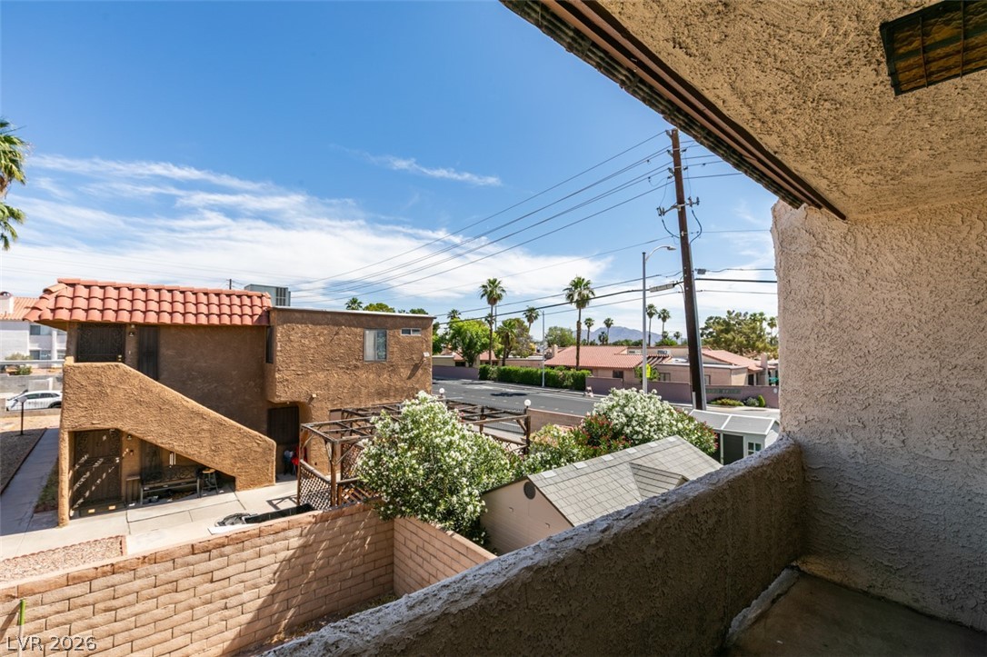 Photo 30 of 34, 1784 Jupiter Court #B