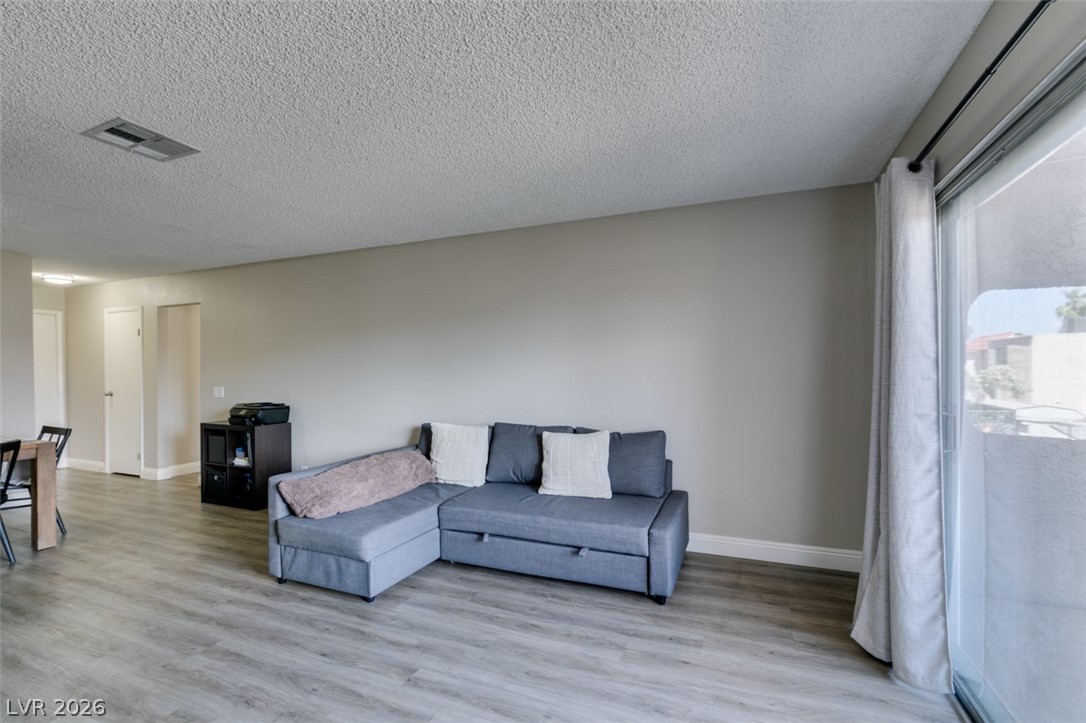 Photo 17 of 34, 1784 Jupiter Court #B