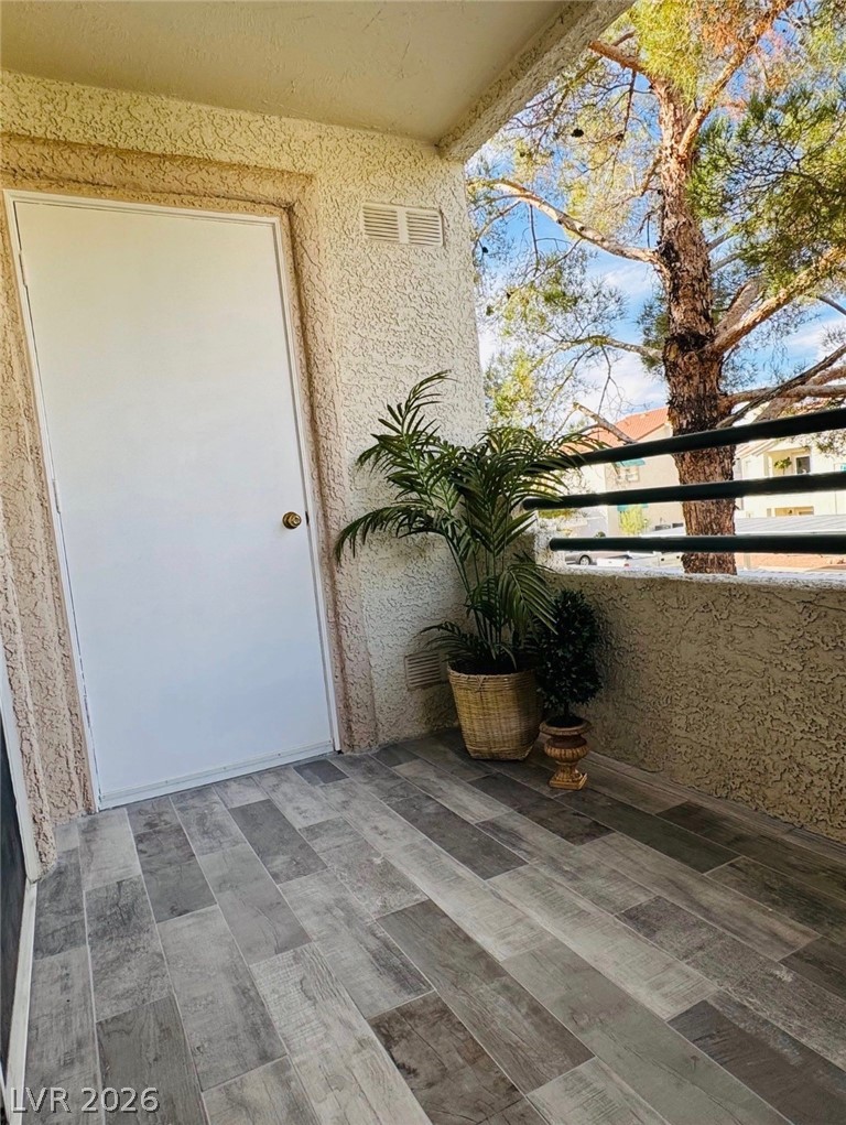 Photo 15 of 26, 7905 Ryandale Circle #201