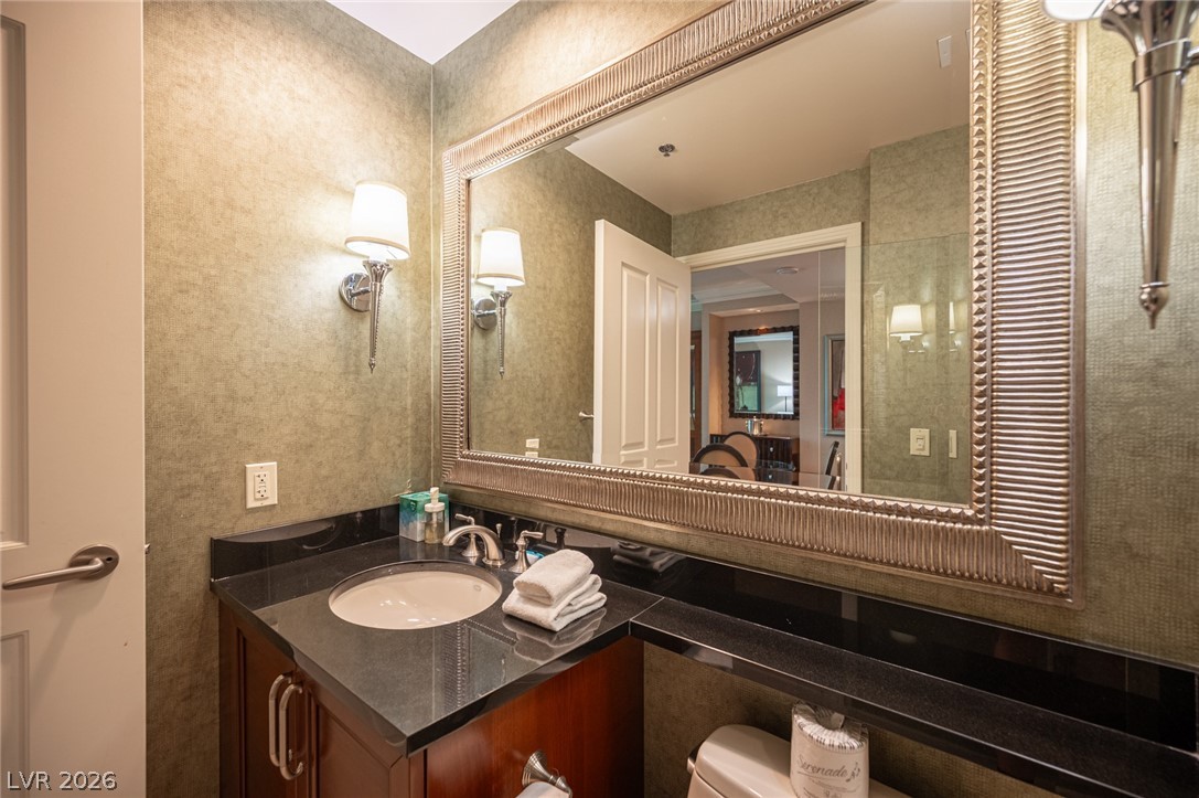 Photo 24 of 53, 135 E Harmon Avenue #1402/1404