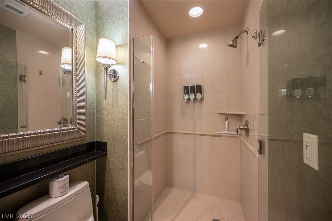 Photo 25 of 53, 135 E Harmon Avenue #1402/1404