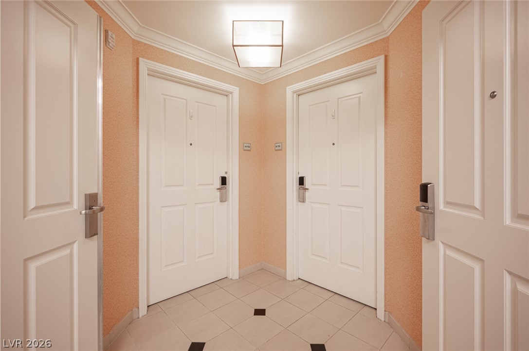 Photo 13 of 53, 135 E Harmon Avenue #1402/1404