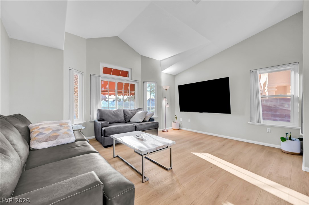 Photo 5 of 7724 Clearwood Avenue