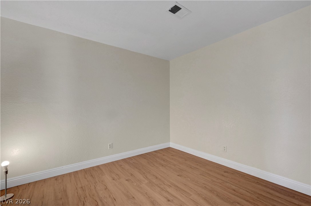 Photo 30 of 44, 4420 Woodpine Drive #103