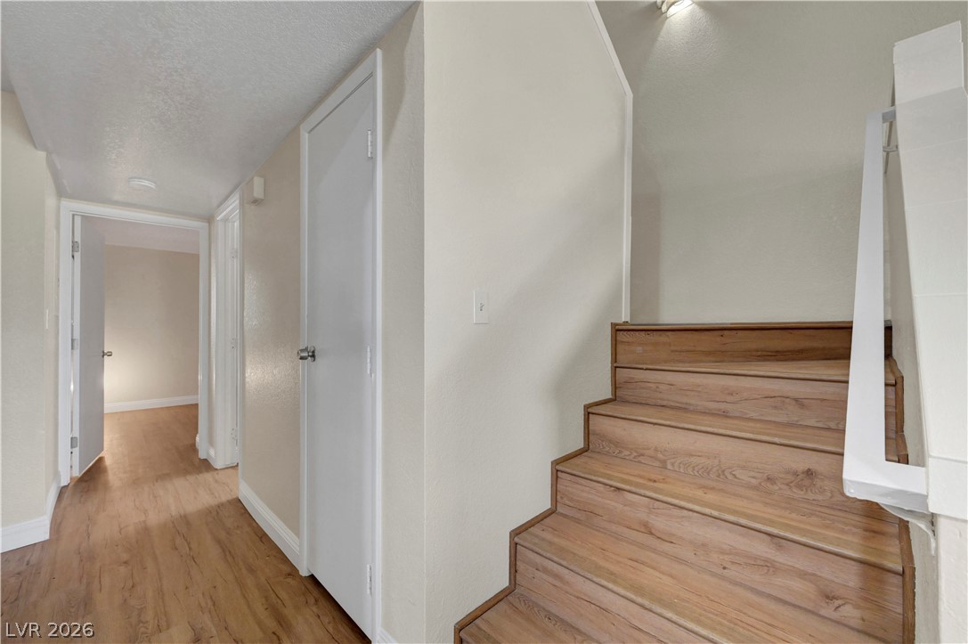 Photo 22 of 44, 4420 Woodpine Drive #103