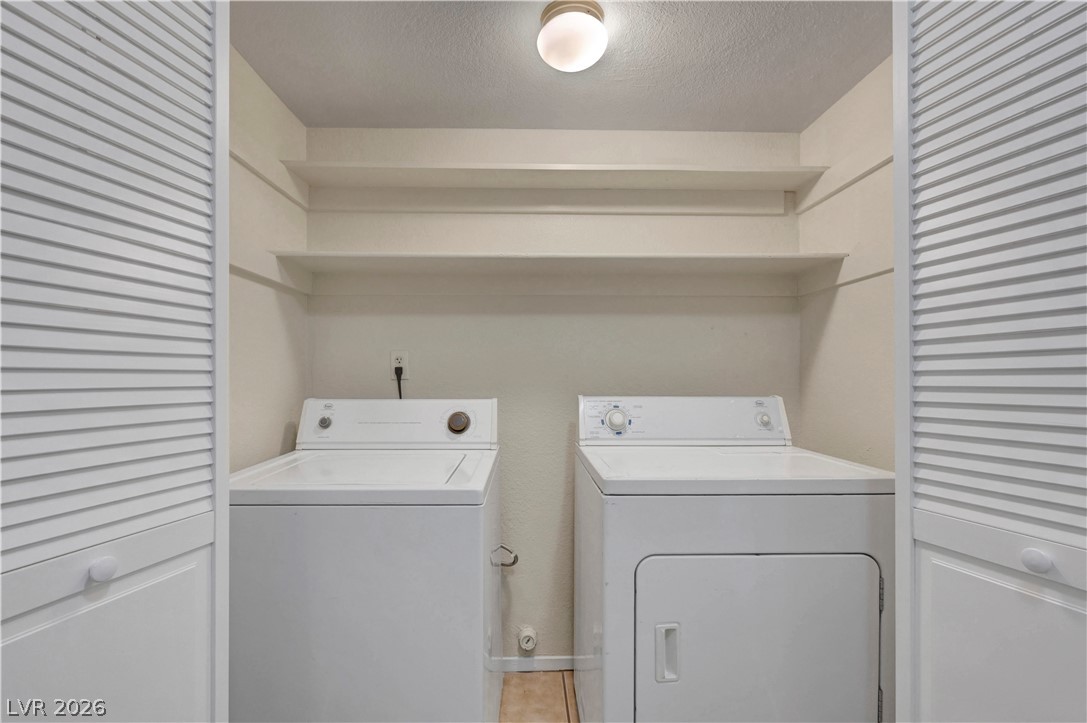 Photo 10 of 44, 4420 Woodpine Drive #103