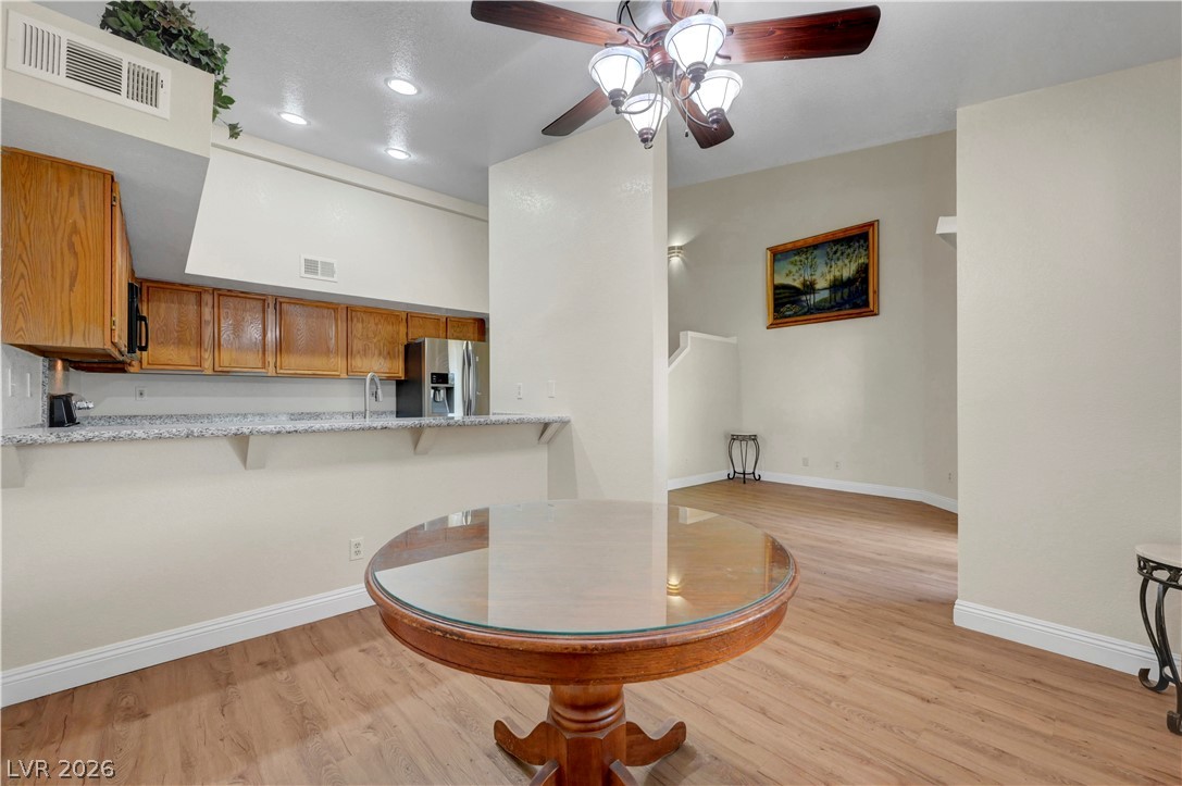 Photo 25 of 44, 4420 Woodpine Drive #103