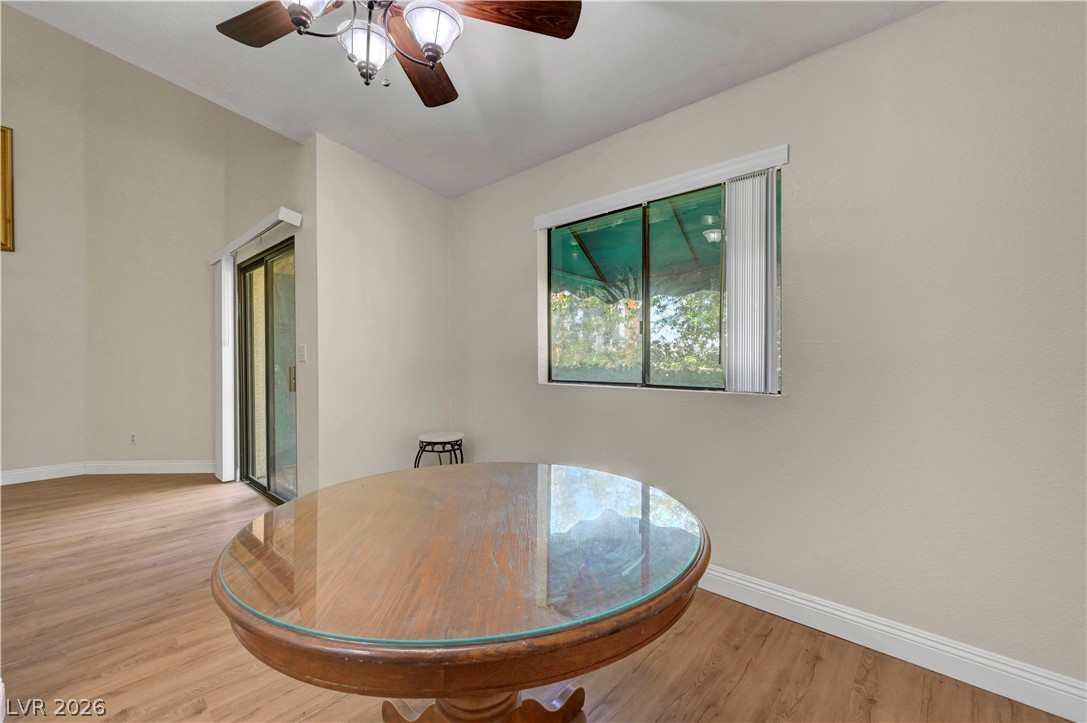 Photo 26 of 44, 4420 Woodpine Drive #103