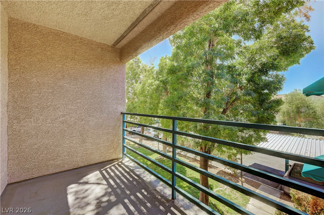 Photo 40 of 44, 4420 Woodpine Drive #103