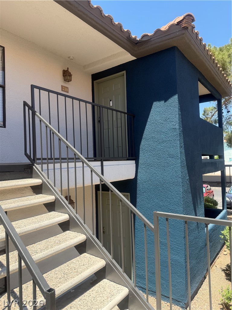 Photo 16 of 19, 3135 S Mojave Road #218