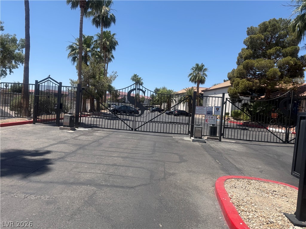 Photo 19 of 19, 3135 S Mojave Road #218